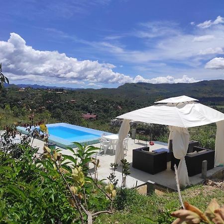 Casa De Maitreya - Piscina, Ar Condicionado Hotel Alto Paraíso de Goiás Kültér fotó
